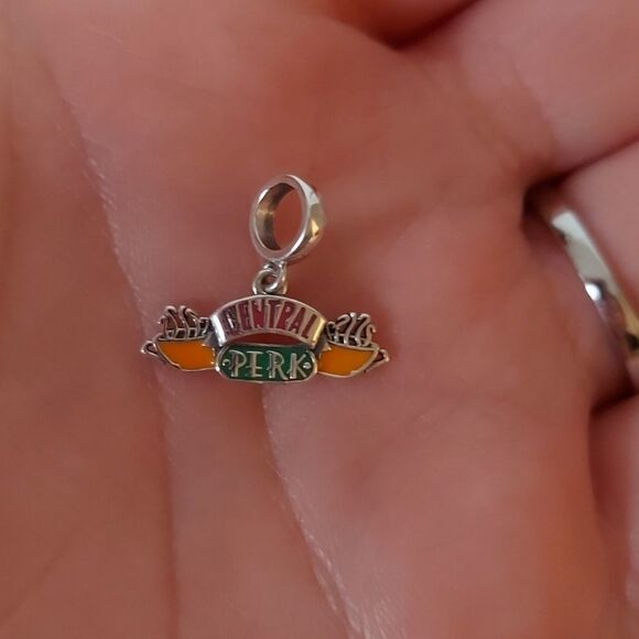 925 Sterling Silver FRIENDS Charm - Picture 5 of 5